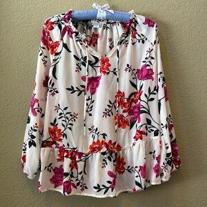 OLD NAVY Floral Blouse, Peplum, Size Large, Romantic and Beautiful!